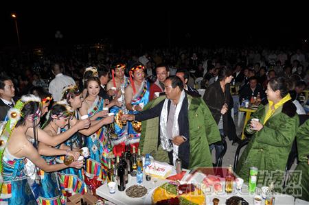 http://m.hkxjbh.com/UploadFile/2010824112547210.jpg